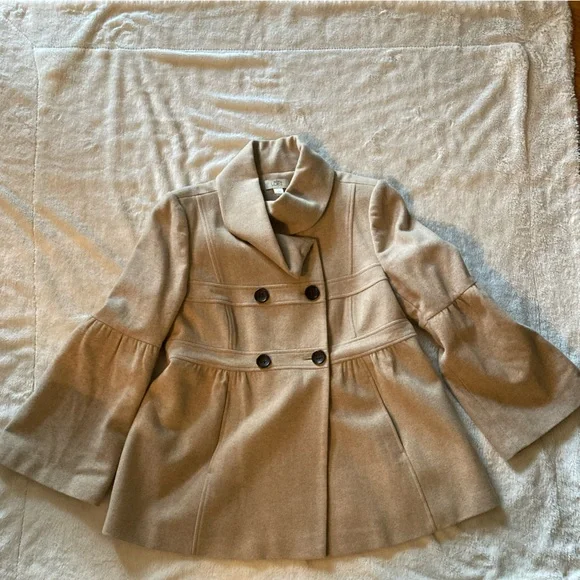 Ann Taylor Loft Beige Crowl Neck Winter Jacket with Buttons - Picture 5 of 11